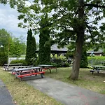 Adirondack Oasis Motel