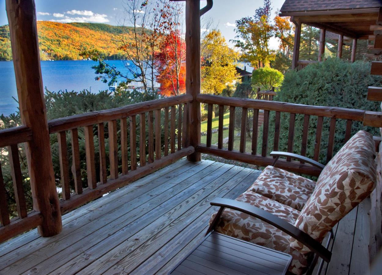 The At Cresthaven Resort