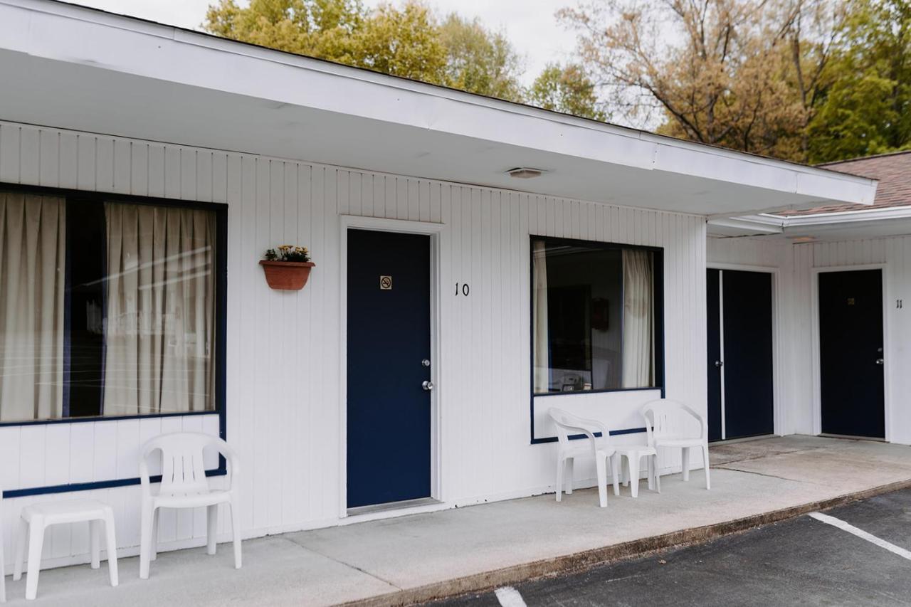 Motel Blue Moon 2*