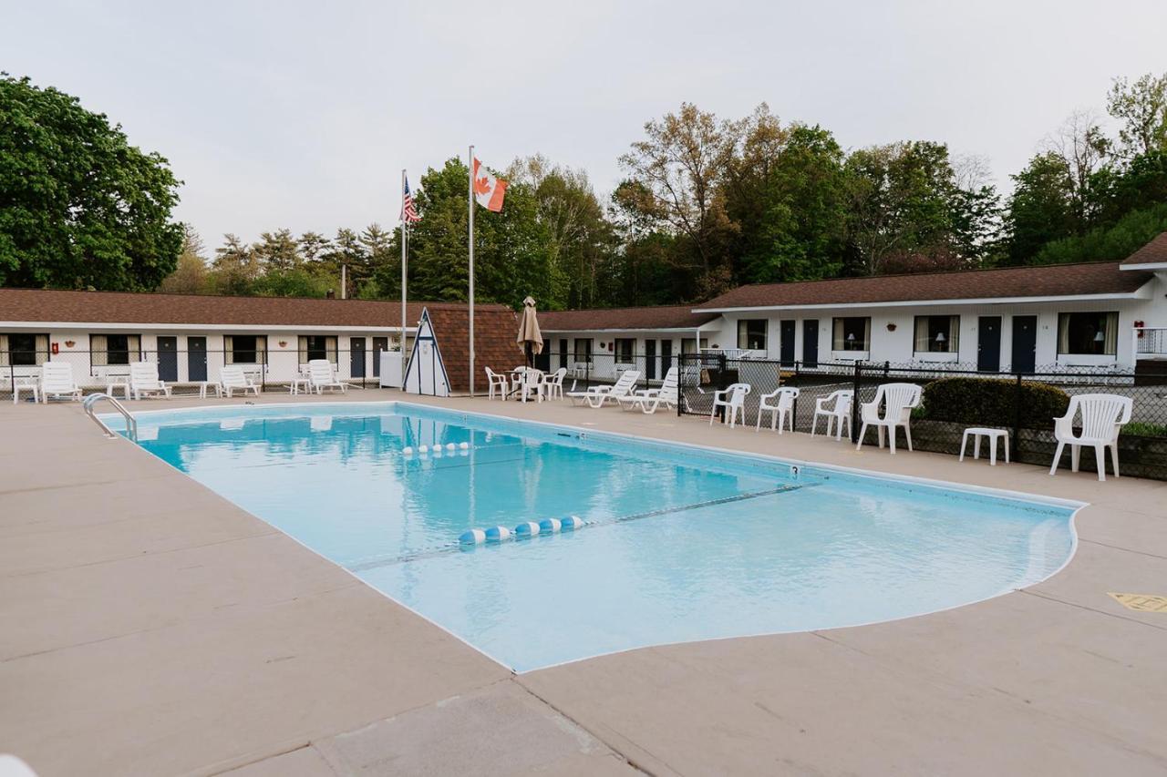Blue Moon Motel Lake George