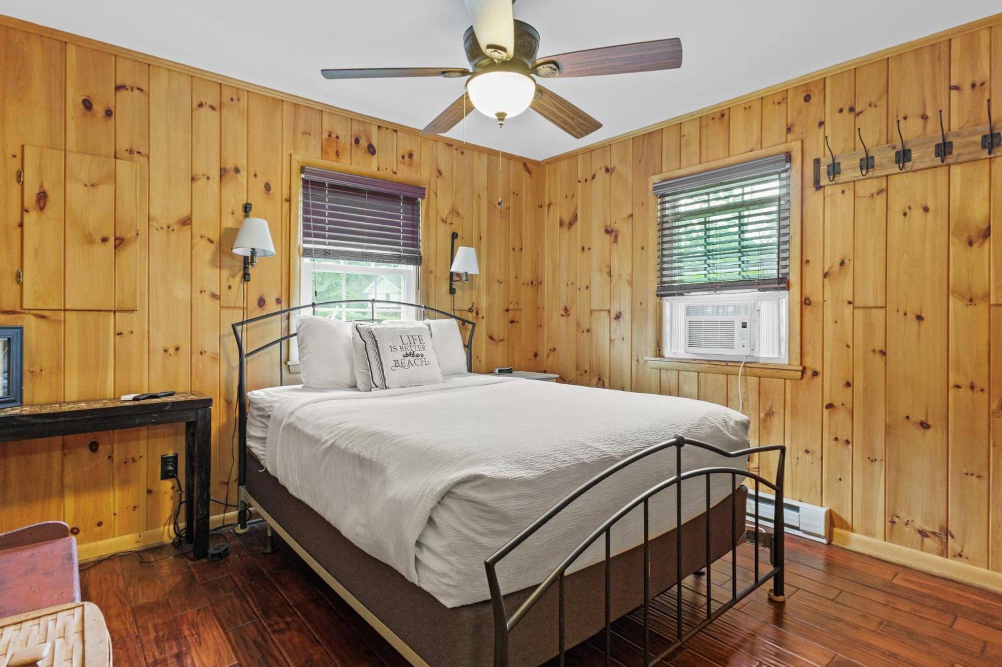 Holiday home Takundewide Retreat Lake George
