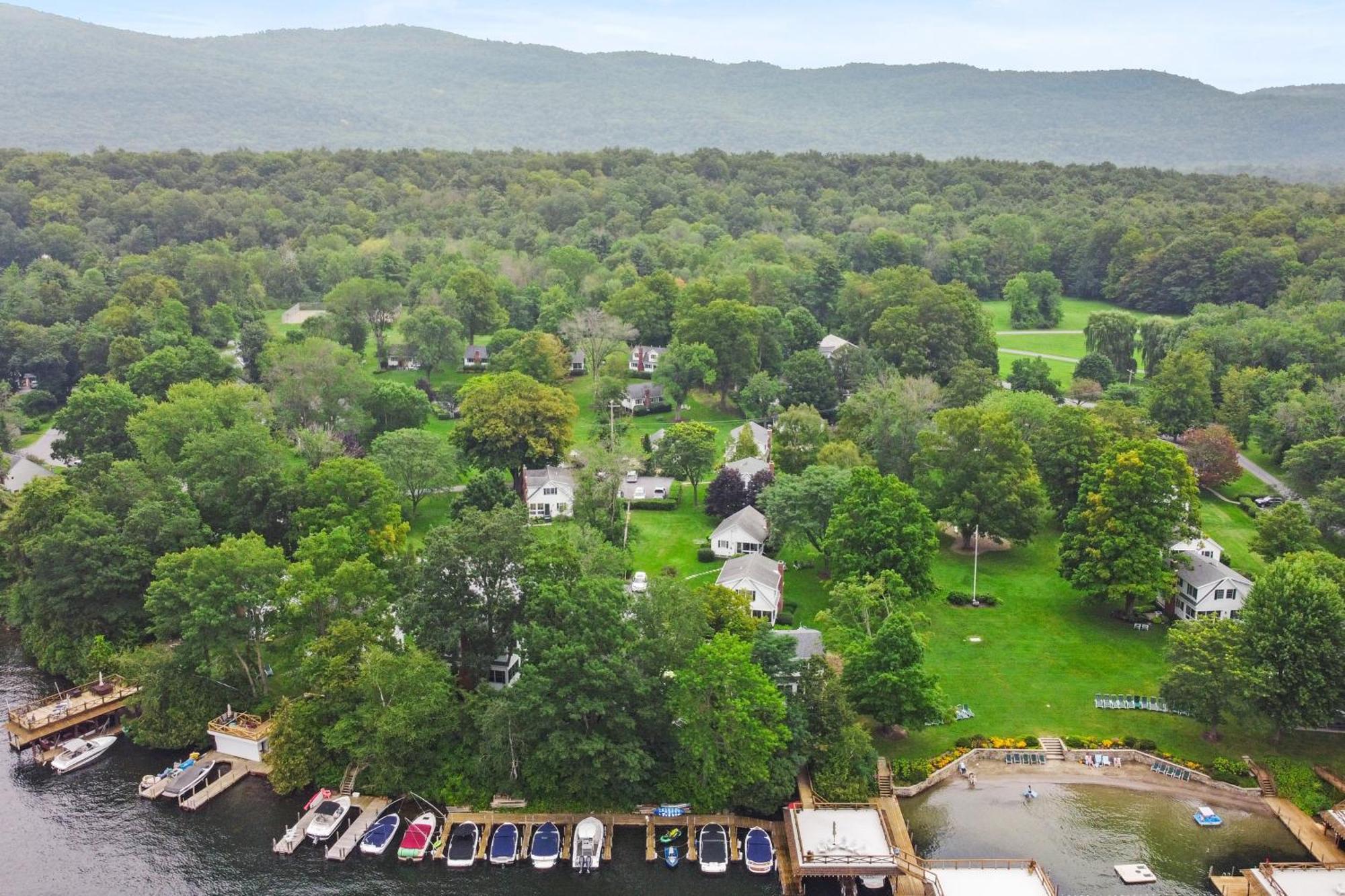 Holiday home Takundewide Retreat Lake George