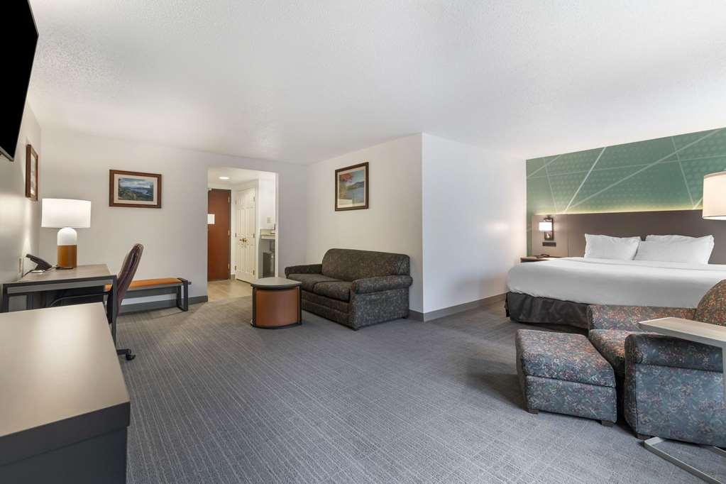 Comfort & George * Lake George