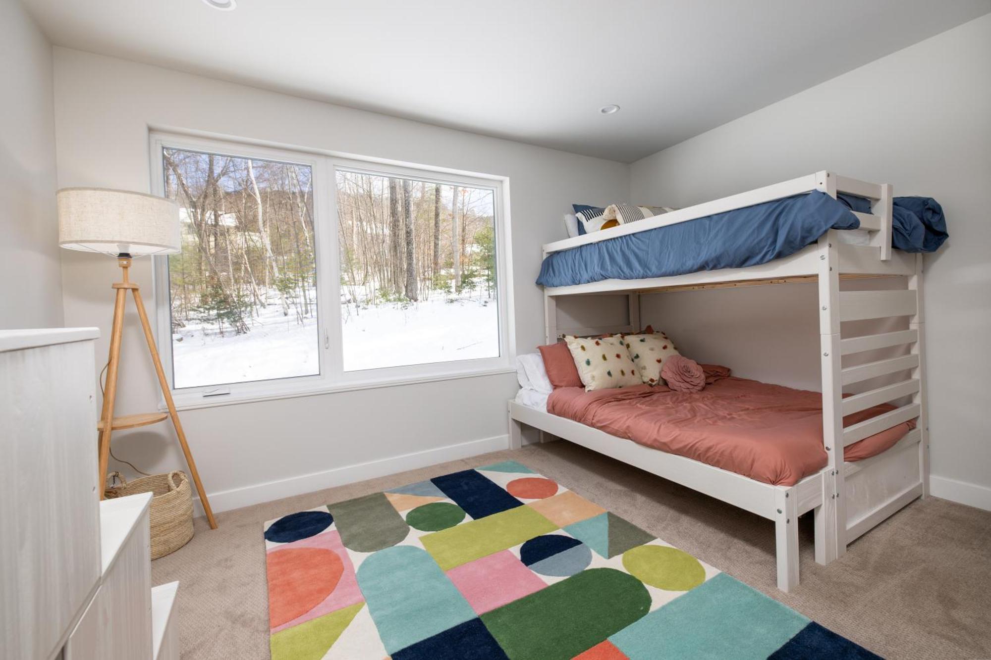 Life At The Cove - Gateway To Summer Fun! * Lake George