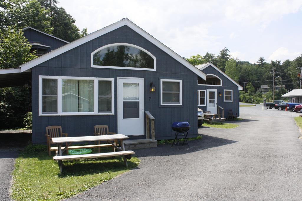 Blue Lagoon Inn