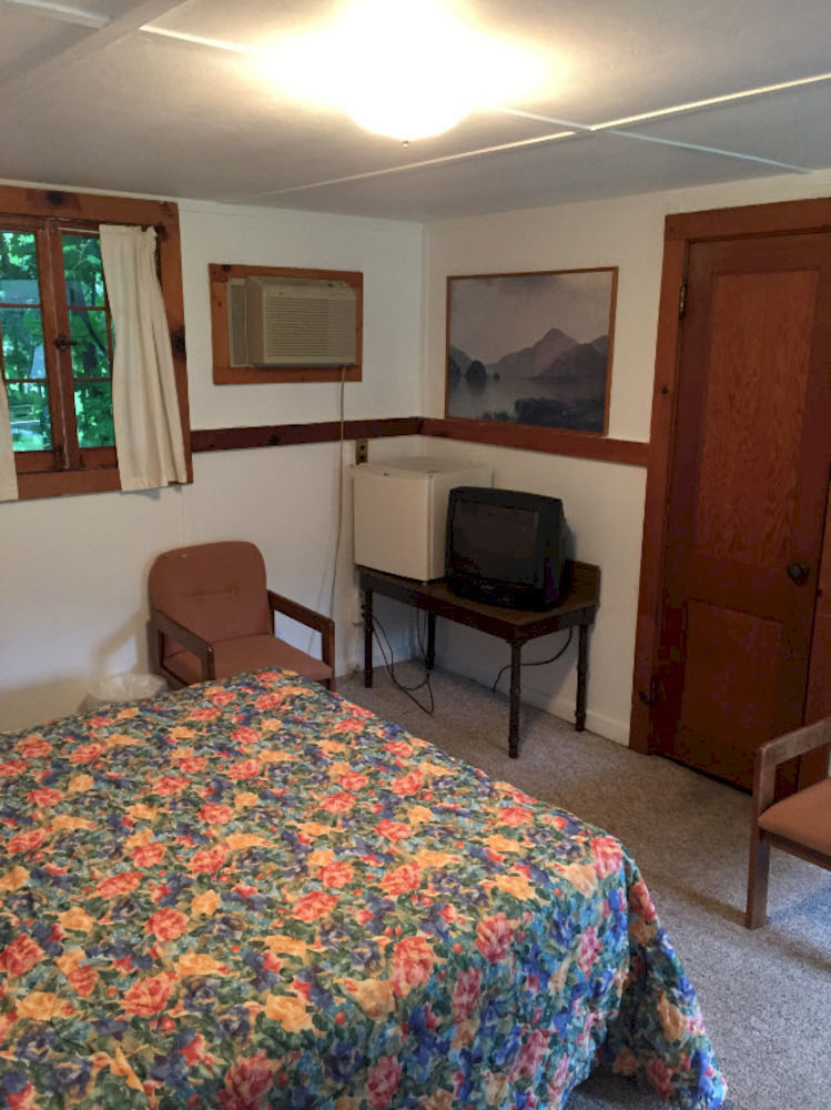 Adirondack Oasis 2* Lake George