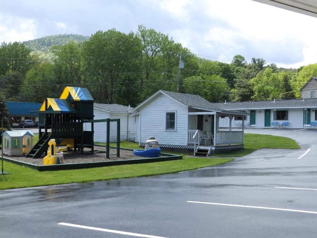 Motel Brookside & 2*