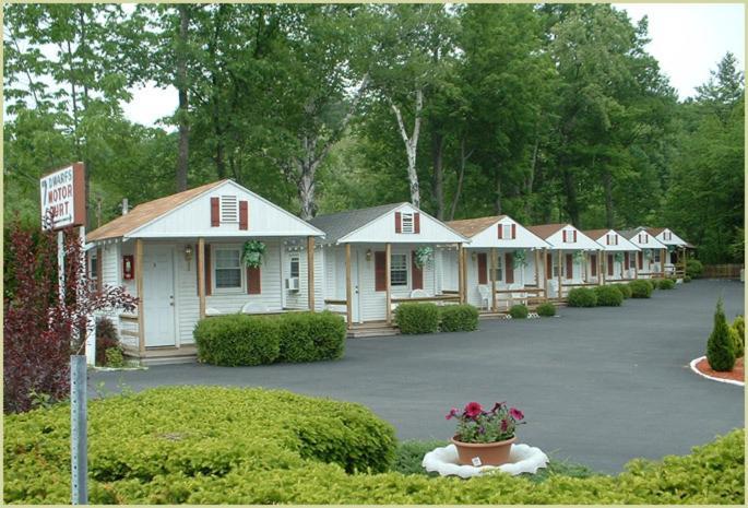 Lodge Seven Dwarfs & Cabins Lake George
