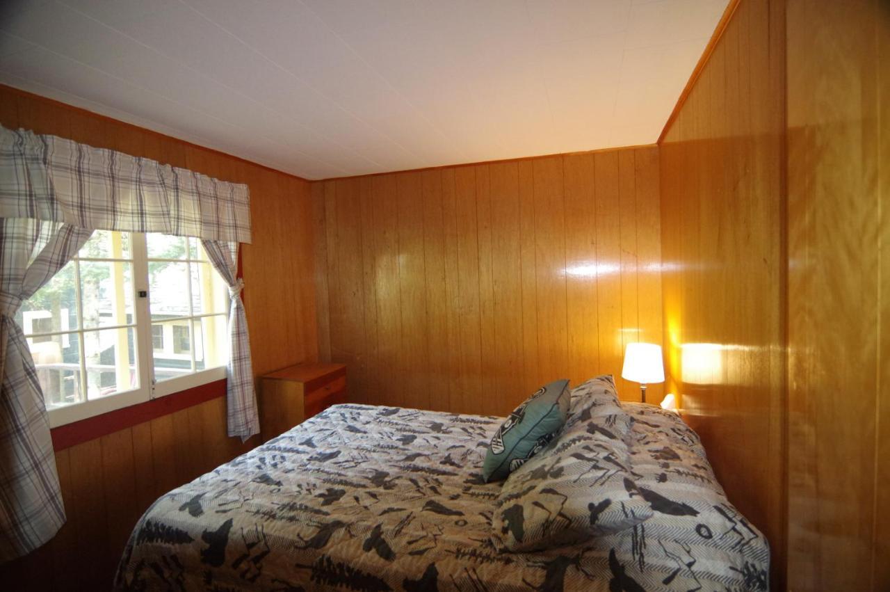 Cramers Point Breeze Resort Lake George