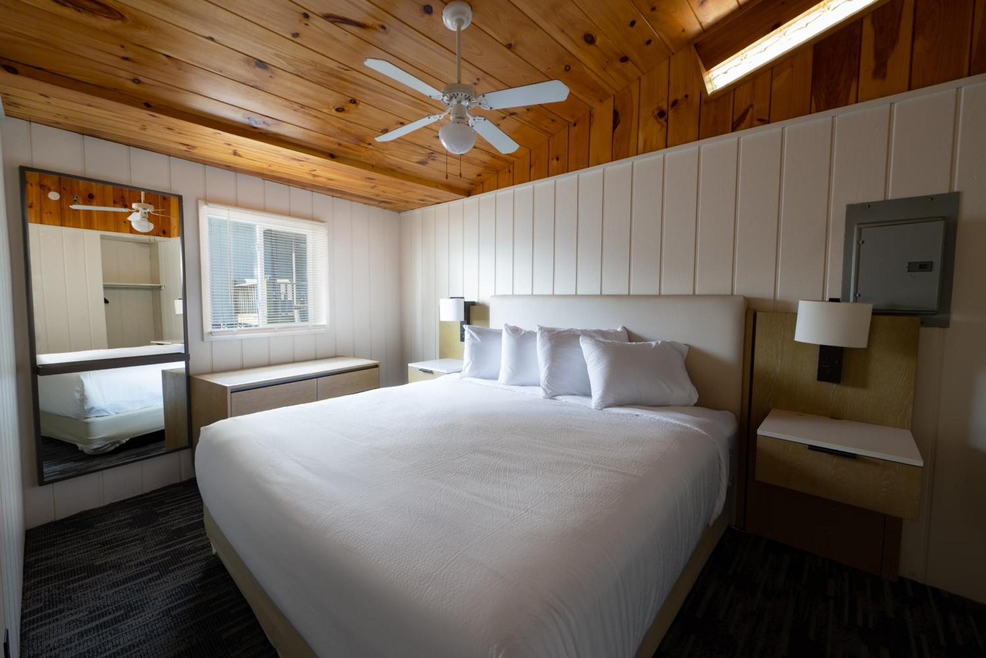 Hotel Depe Dene Lakeside 3*