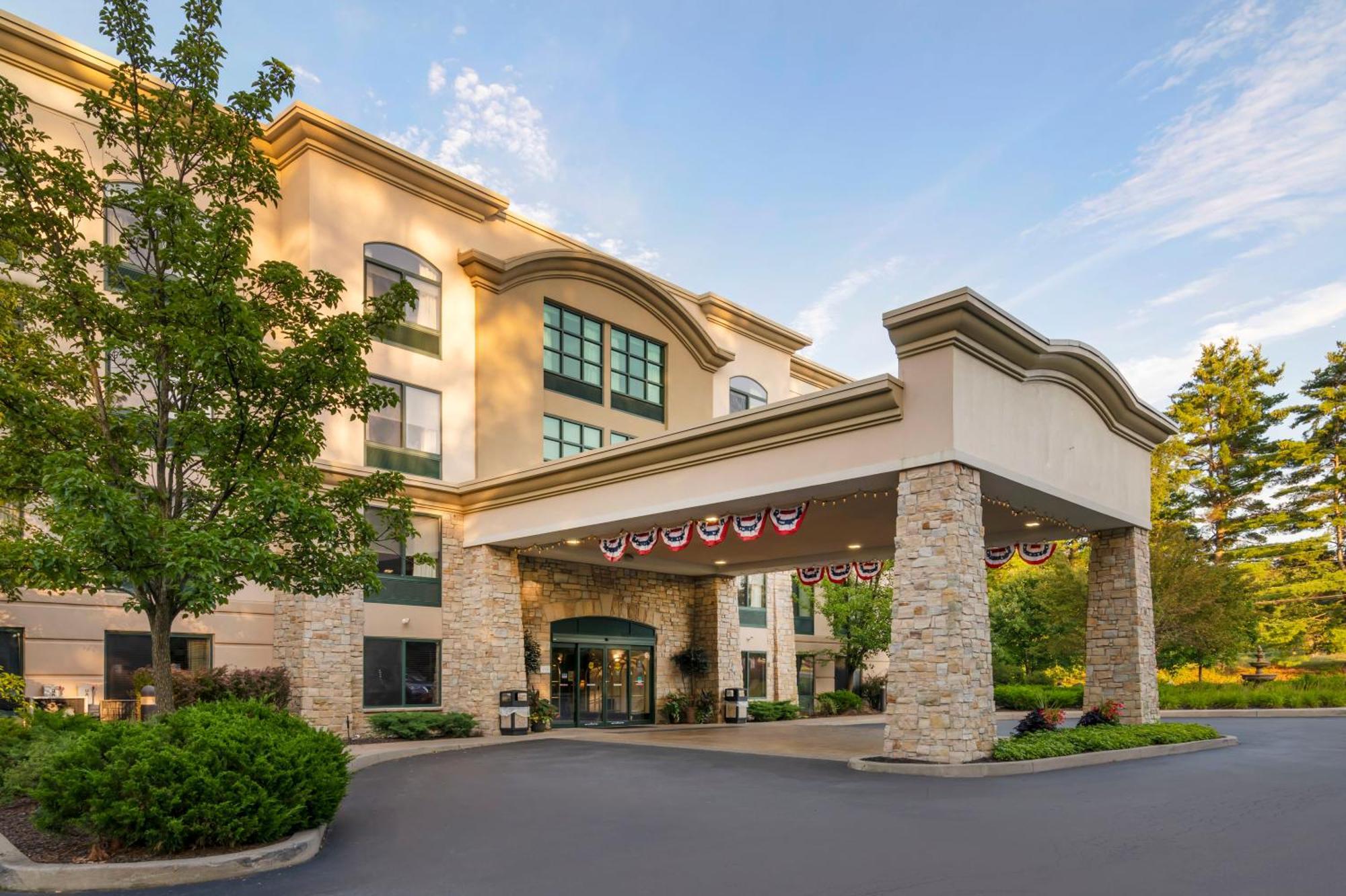Comfort & George Hotel 2*