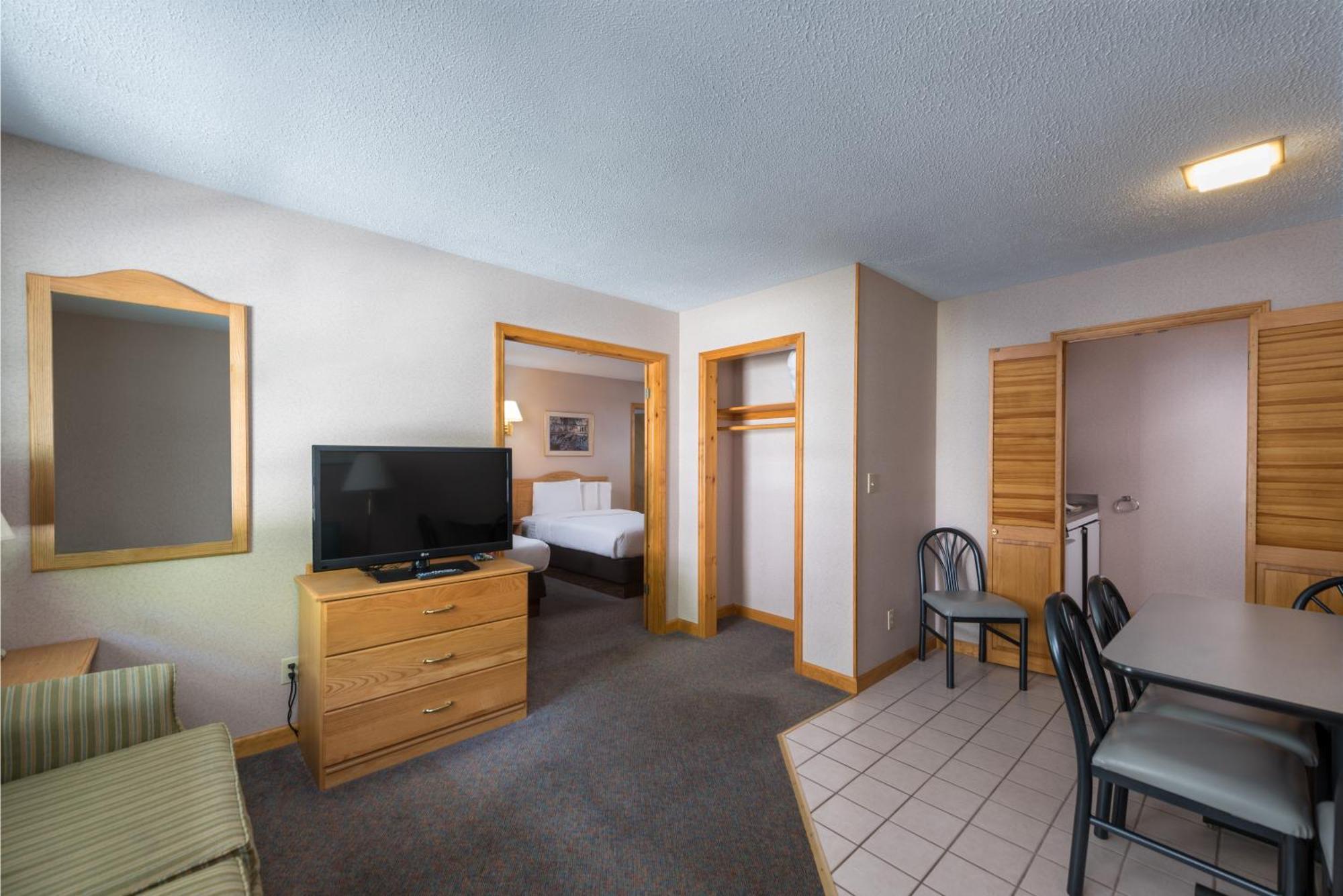 Americas Value & George Motel 2*