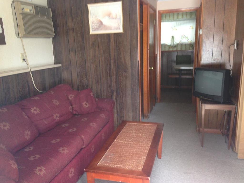 Amber Lantern Two-bedroom Holiday home