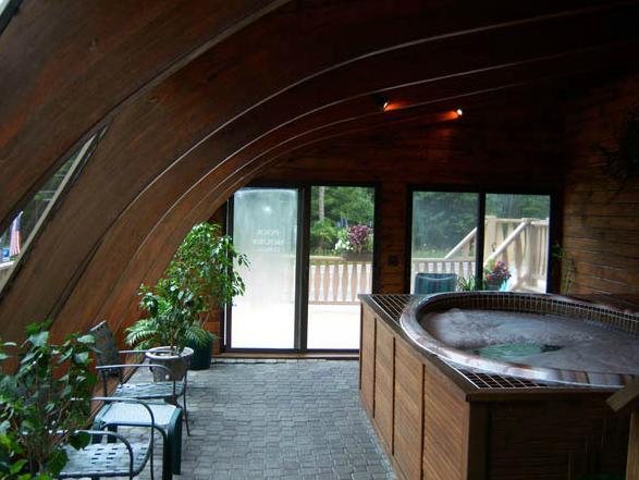 Motel Tall Pines 3*