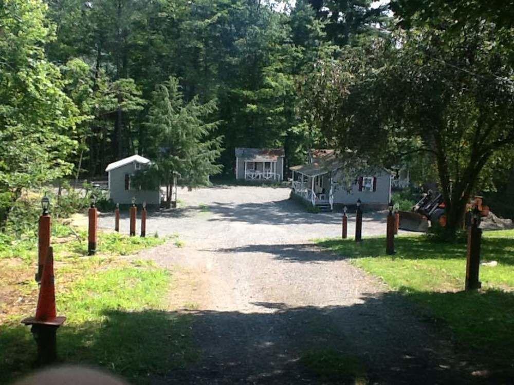 King Hendrick And 2* Lake George
