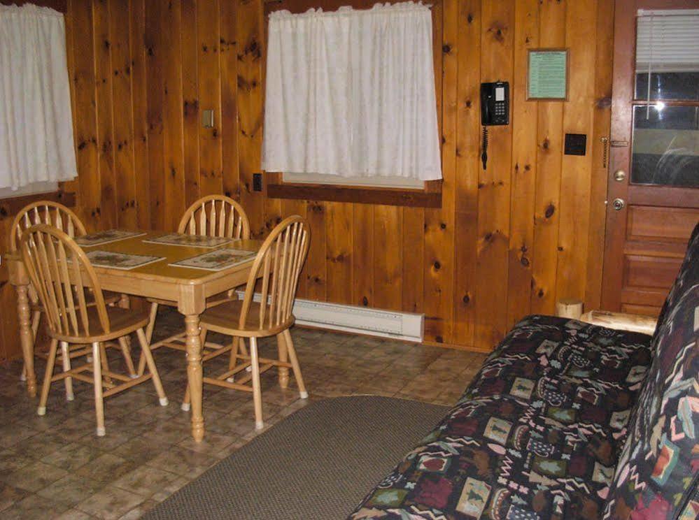 George Diamond Cove Cottages, Cabins, & Holiday park Lake George