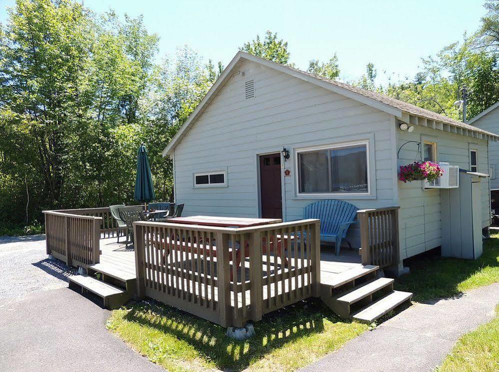 Holiday park George Diamond Cove Cottages, Cabins, & 3*