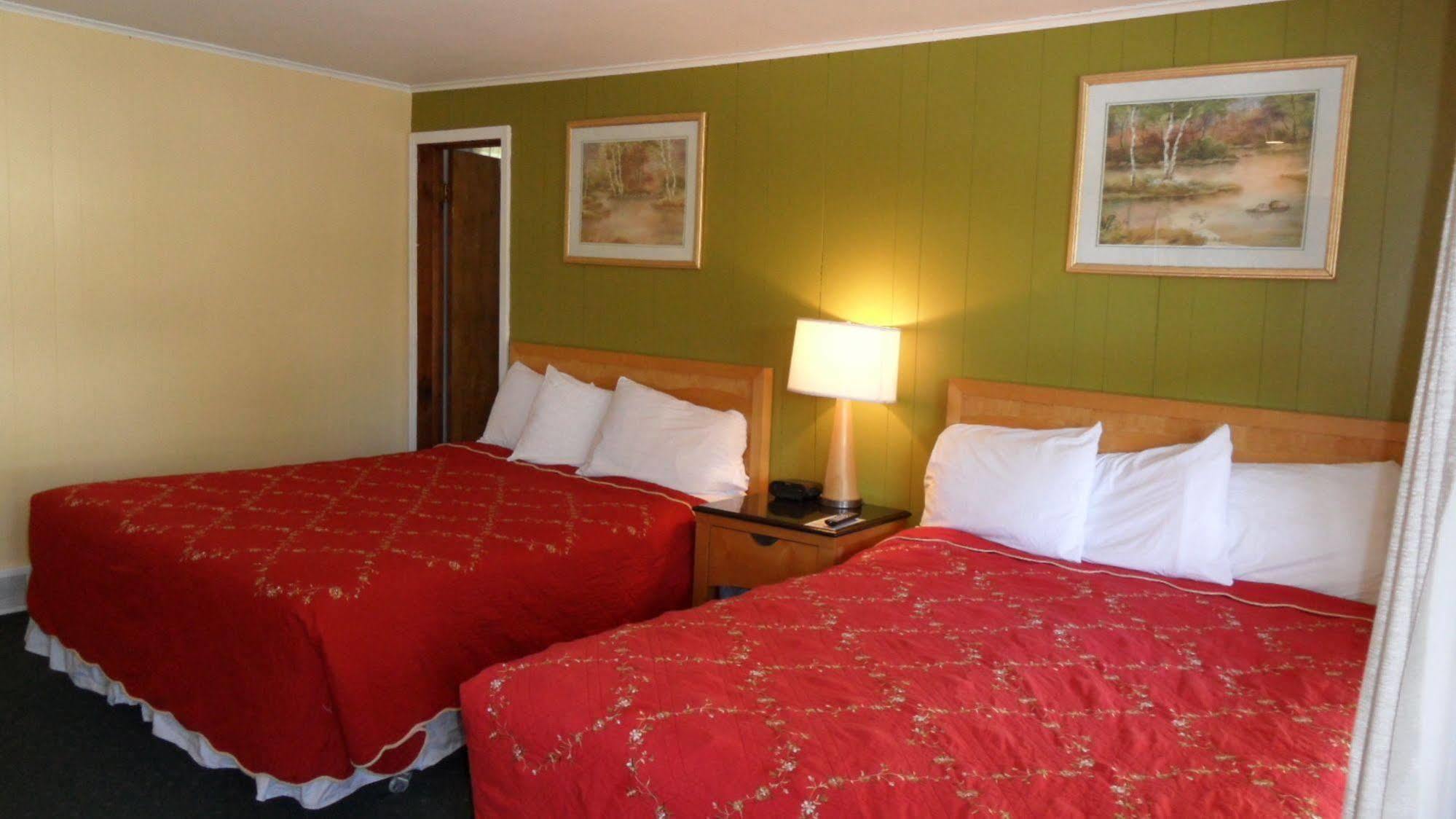 Motel Pinebrook 2*